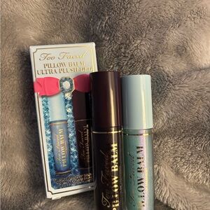 Too Faced Pillow Balm Ultra Plush Duo - Shimmering Purple and Soft Blue